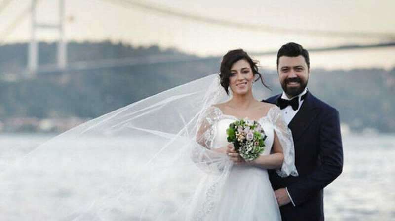Играчите Bülent Emrah Parlak и Send Sign бяха разведени в една сесия!