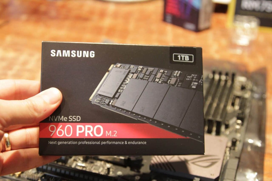 Samsung-960-про-m2-nvme-SSD-твърдия диск