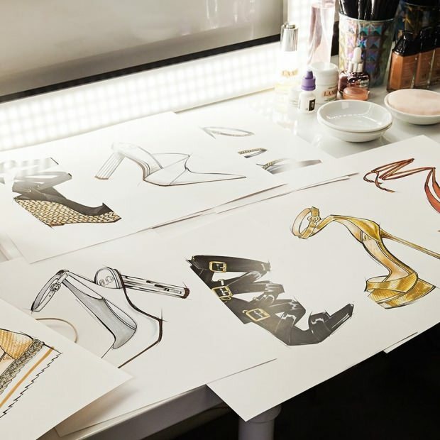 Дизайн на обувки на Дженифър Лопес