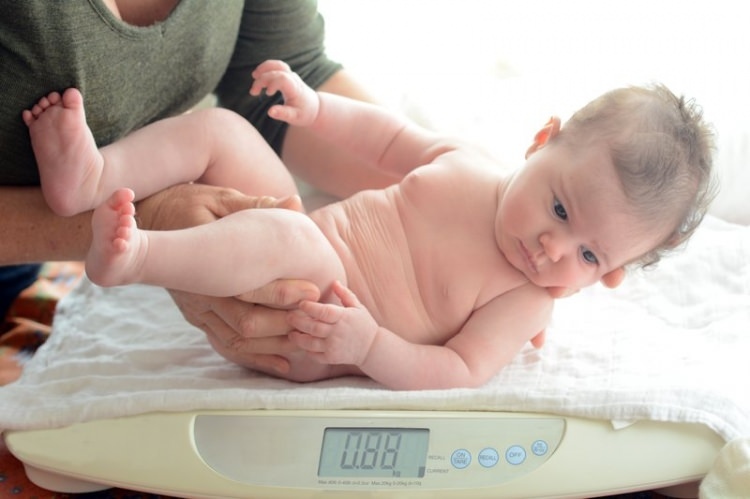Как да се измери височината и теглото на бебетата