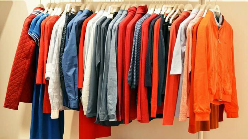 Нещата, за които трябва да внимавате, когато купувате дрехи втора ръка