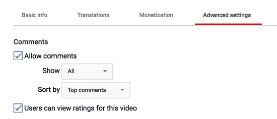 Можете също така да персонализирате как коментарите ще се показват на вашия канал в YouTube, ако решите да ги разрешите.