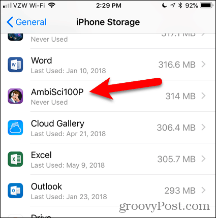 Докоснете приложението под iPhone Storage