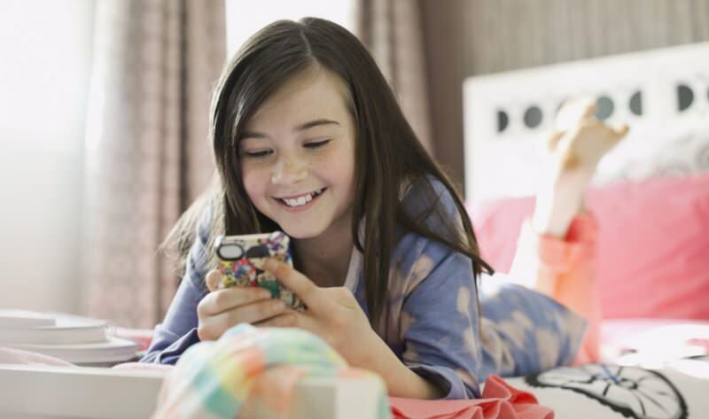 На колко години трябва да се купува смартфон за деца? Възраст на използване на мобилен телефон