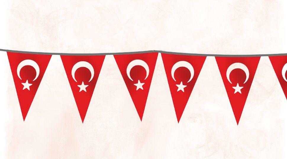 Özgüvenal String Ornament Триъгълник Турско знаме