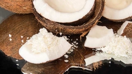 Как да нарежете кокосовия орех е най-практично?