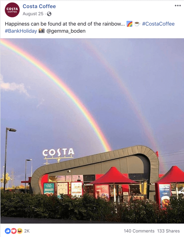 Пример за споделяне на публикации във Facebook от UGC от Costa Coffee.