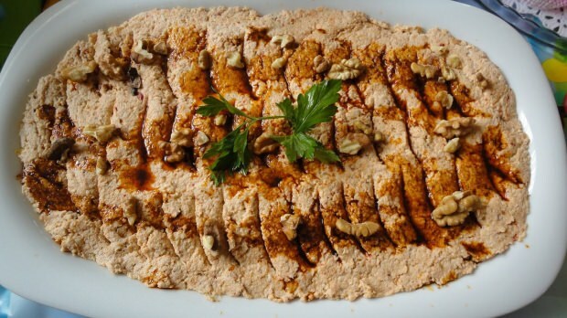 Най-лесната черкеска рецепта за пиле! Как се прави черкеско пиле?