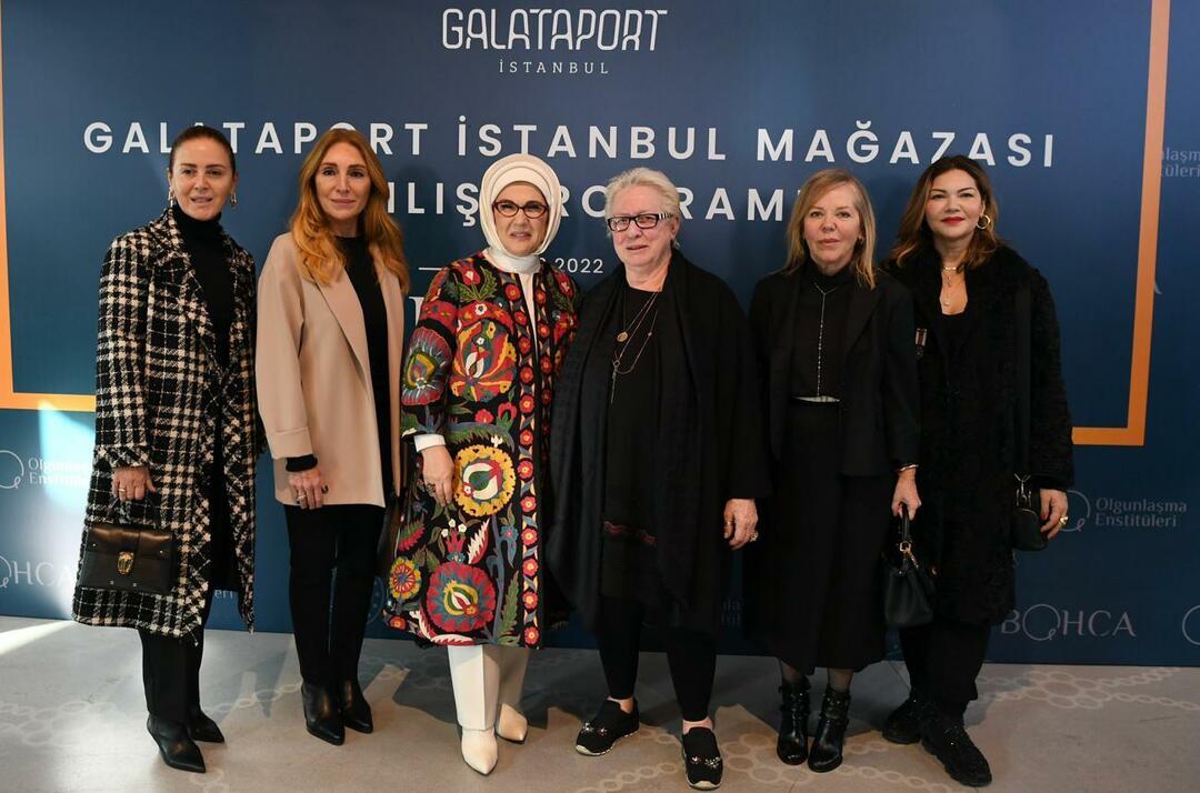 Емине Ердоган преряза лентата на откриването на магазин Galataport Istanbul Bohça