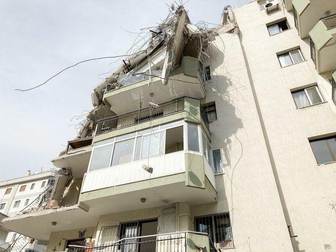 Какво трябва да се има предвид след земетресение?