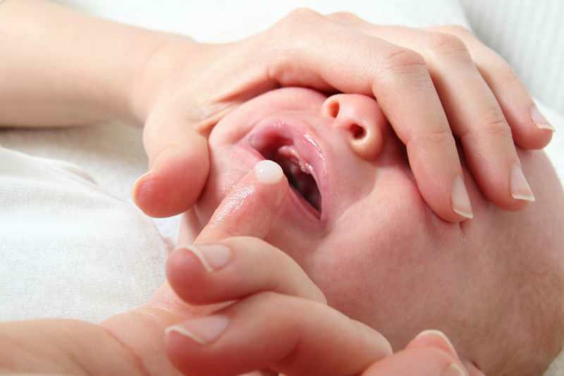 Предава ли се млечница от бебе на майка?