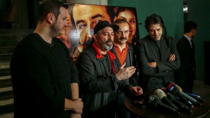 Джем Йълмаз и Şahan Gökbakar на премиерата на филма на Yılmaz Erdoğan!