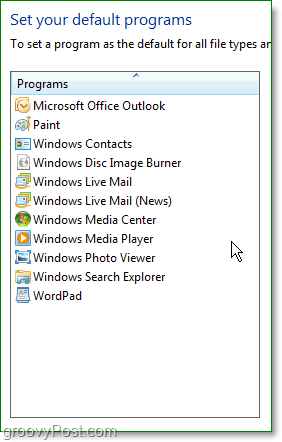 Internet Explorer няма да се показва в Windows 7 програми по подразбиране