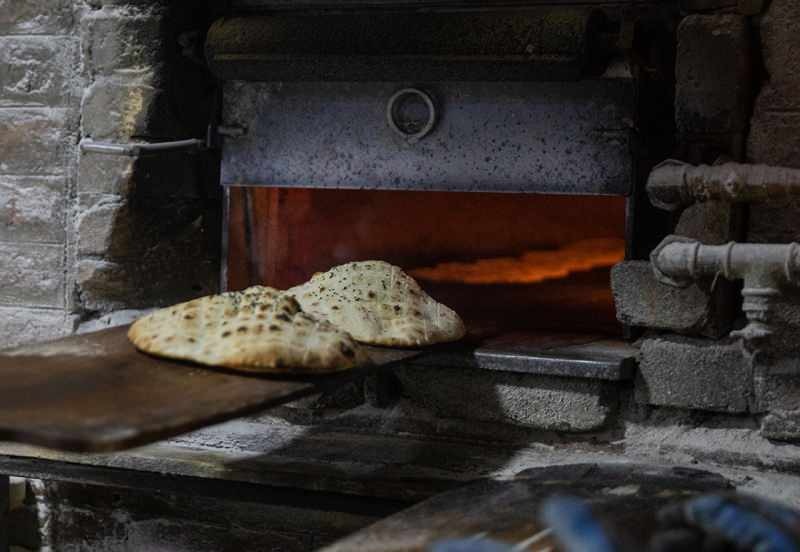 Как да си направим хляб от османски стил? Вкусна питка рецепта