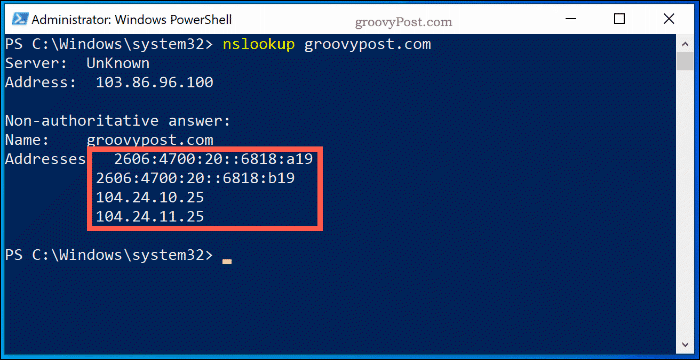 Командата NSlookup в Windows 10 PowerShell Window, показваща информацията за търсене на сървъра за имена за Groovypost.com