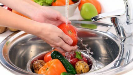 Как трябва да се мият плодовете и зеленчуците? Тези грешки причиняват отравяне!