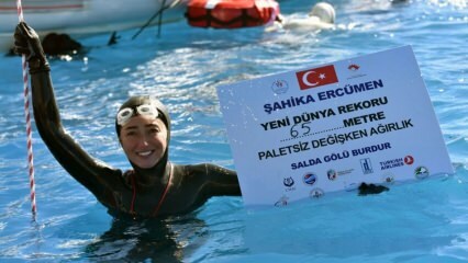 Hiahika Ercümen счупи световния рекорд, като се спусна до 65 метра!