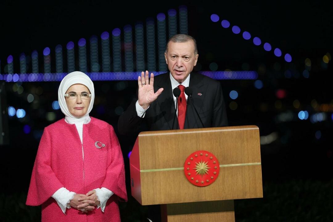 100 години от рождението на първата дама Ердоган. годишното послание: "Републиката е неизменният водач на нашето бъдеще!"