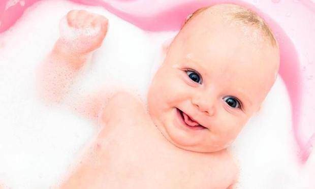 Как да получите баня за новородено?