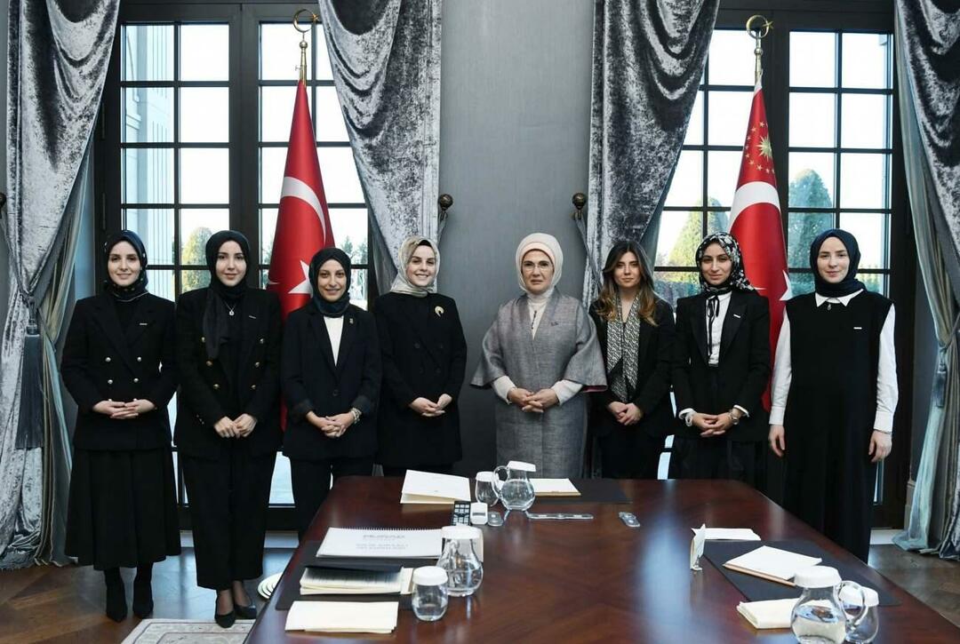 Емине Ердоган се срещна с Комитета на жените MUSIAD