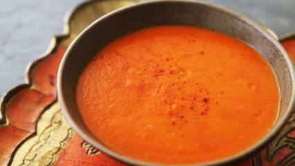 Вкусна рецепта за супа от червен пипер