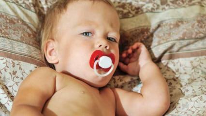 Бебетата правят ли вредно да се разклащат? Как да оставим постоянен люлеещ се навик?