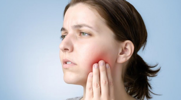 Какво причинява зъбния абсцес? Какви са симптомите и колко дни минава? Естествени решения за зъбен абсцес ...