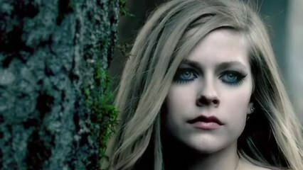 Avril Lavigne получи мълчалива убийствена болест!