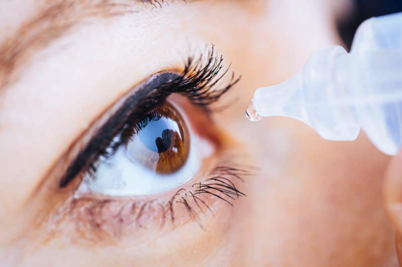Нарушава ли бързо мехлем и капки за очи? Diyanet обясни: Капването на лекарства върху окото ...