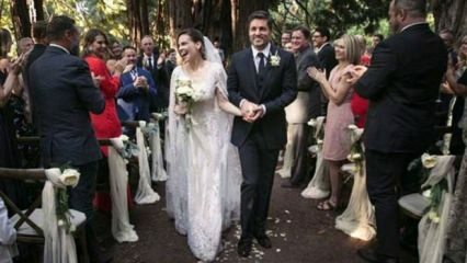 Холивудската звезда Хилари Суонк е омъжена!