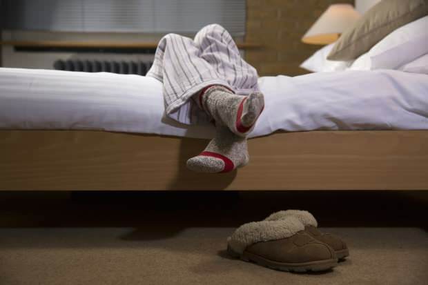 синдромът на неспокоен крак причинява нарушение на съня със силна болка