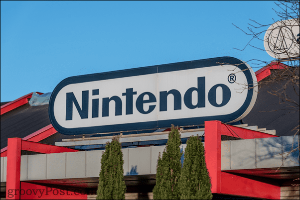 Лого на Nintendo върху сграда