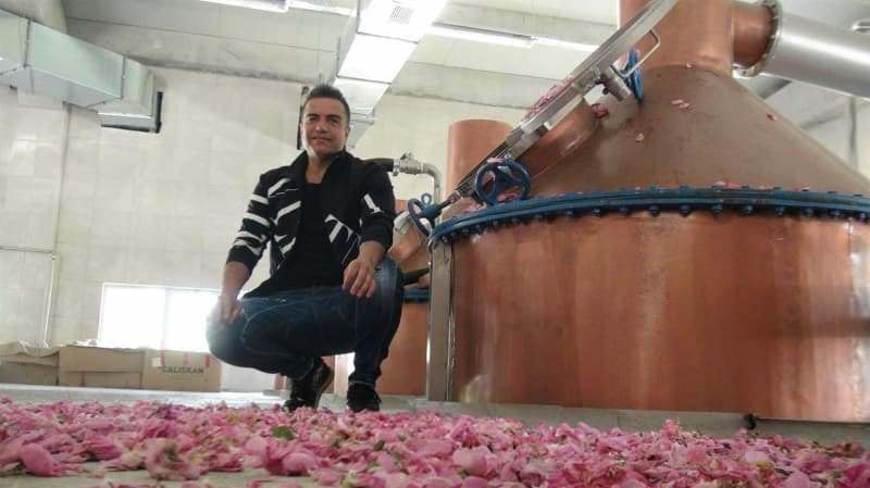Бердан Мардини учреди фабрика за розово масло в родния му град