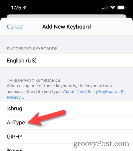 Докоснете AirType в списъка на клавиатури на трети страни в настройките на iPhone