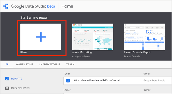 Отидете на началната страница на Google Data Studio и щракнете върху Стартиране на нов отчет в раздела Отчет.