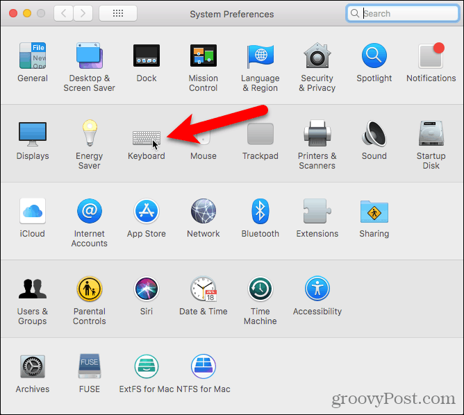 Щракнете върху Клавиатура в системни предпочитания на Mac