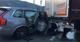 Автомобилът му се блъсна в камион: Тан Ташчи претърпя пътнотранспортно произшествие