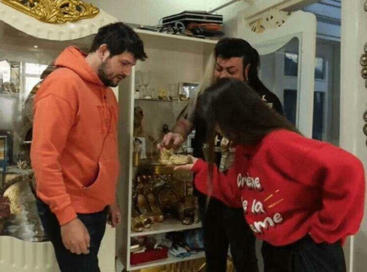 Fırat Albayram и Ceyda Town Cobra посетиха къщата на Murat 