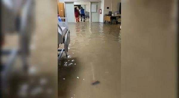 Бедствие от наводнение след земетресението в Шанлъурфа и Адияман! 1 загинал, 4 изчезнали...