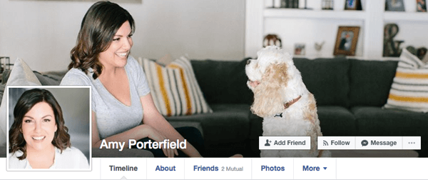 Ейми Портърфийлд използва случайни изображения за личния си профил във Facebook, които все още работят в бизнес контекст.