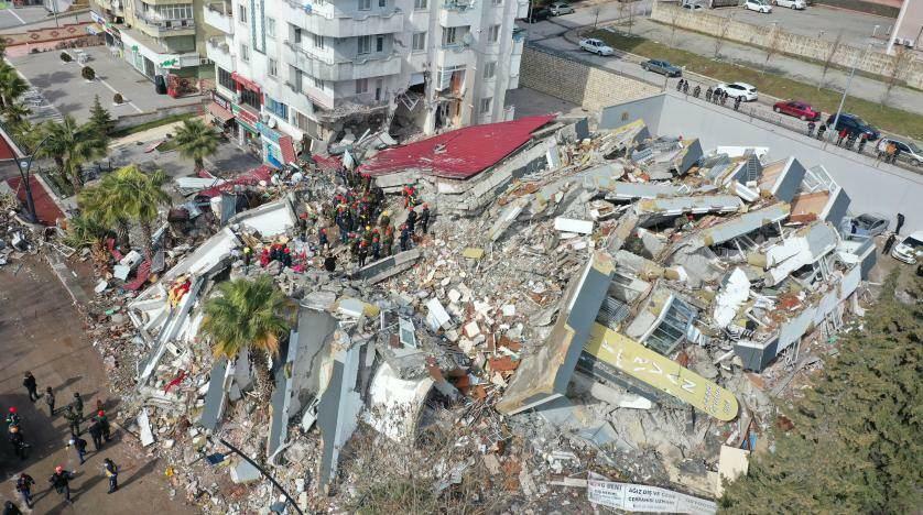 Бяха прочетени приветствия за загиналите при земетресението
