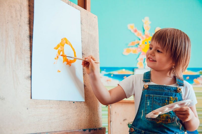 Как да научим децата на рисуване? Акварелни дейности у дома! Естествен акварел
