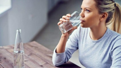Вредно ли е пиенето на твърде много вода?
