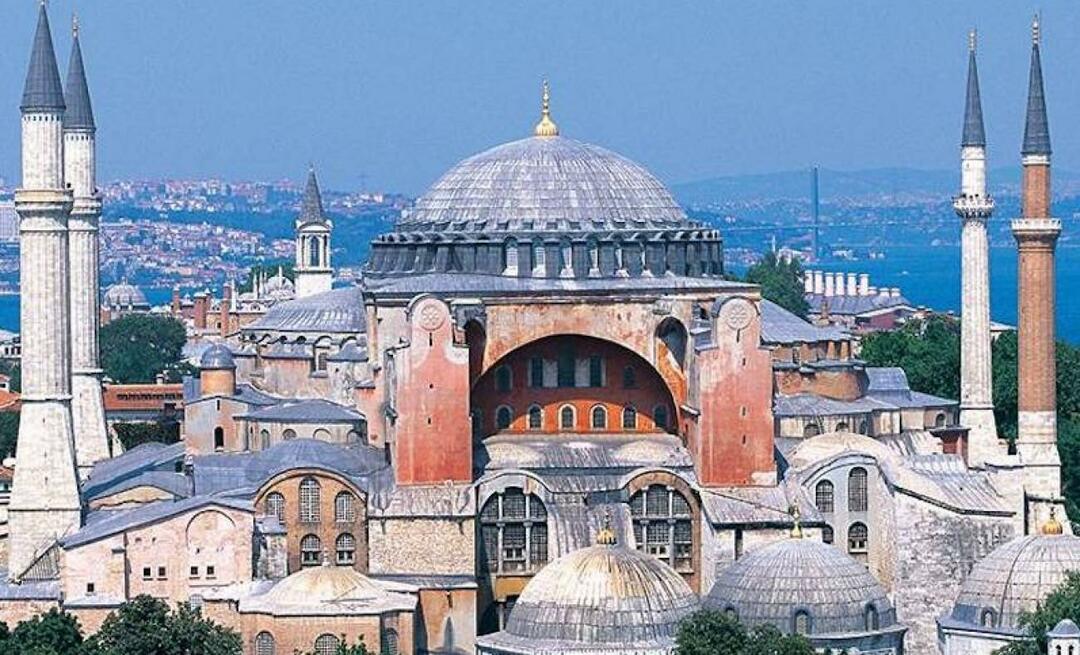 Джамията Света София ще бъде безплатна за чужденци през новата година!