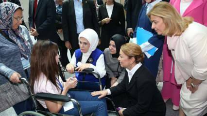 Споделяне на „Международния ден на хората с увреждания“ от първата дама Ердоган!