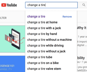 Пример за резултатите от търсенето с автоматично попълване в YouTube.