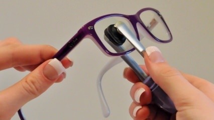 Как се почиства лещата за очила? 