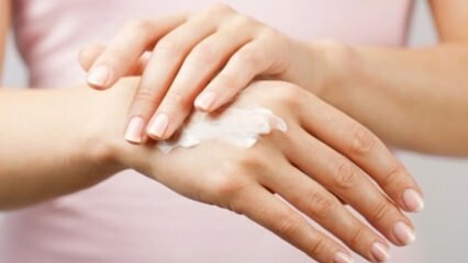 Натурален хидратиращ крем за изсушаване на ръцете