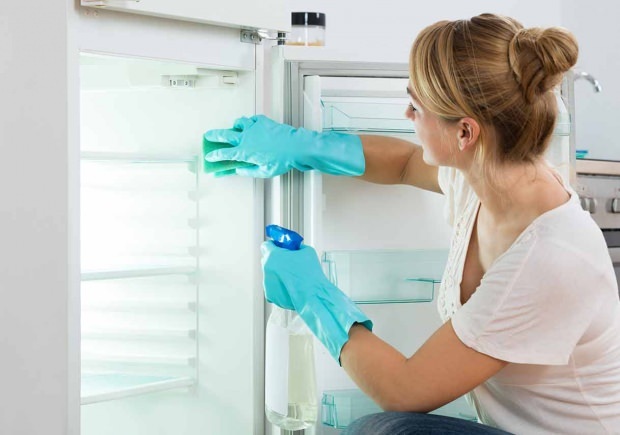Как се почиства хладилникът?