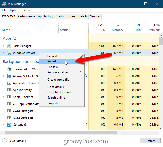 Щракнете с десния бутон върху процеса на Windows Explorer и изберете Рестартиране в Windows 10 Task Manager